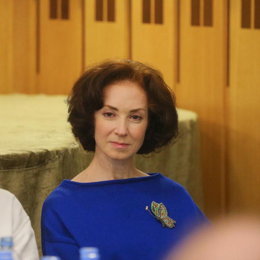 – Он [Захаров] был единственный и неповторимый, – вспоминает Анна Большова, актриса театра "Ленком".