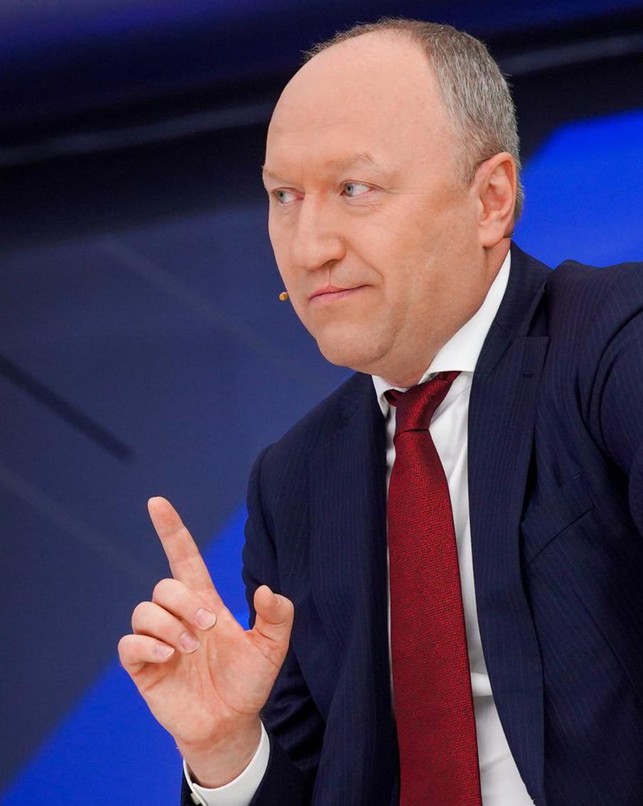 Благоустройство станции БКЛ "Кунцевская" окончено. Здесь появилась удобная зона отдыха для пассажиров