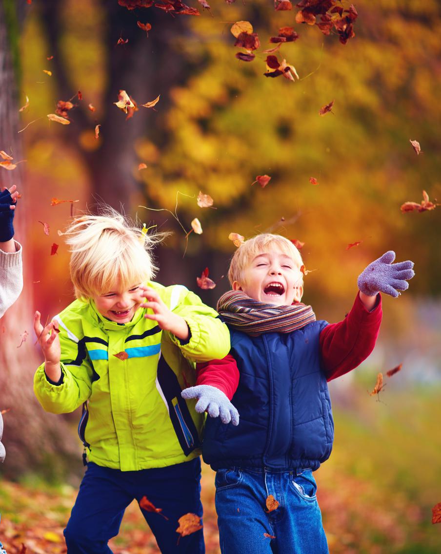 Проводим каникулы полезно и недорого: 5 идей для осеннего отдыха с детьми в Москве