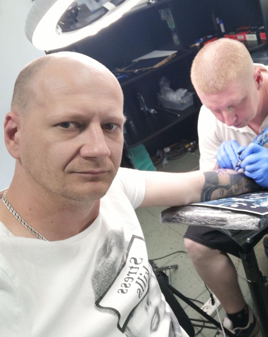 Черепа и молитвы: что набивают перед отправкой на спецоперацию