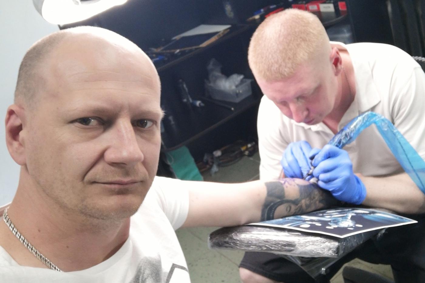 Черепа и молитвы: что набивают перед отправкой на спецоперацию