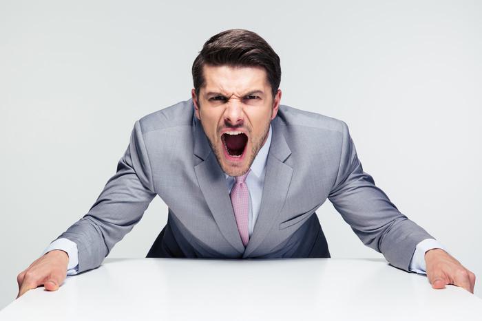 Уйти, но не бросить: эксперты рассказали, как правильно менять работу