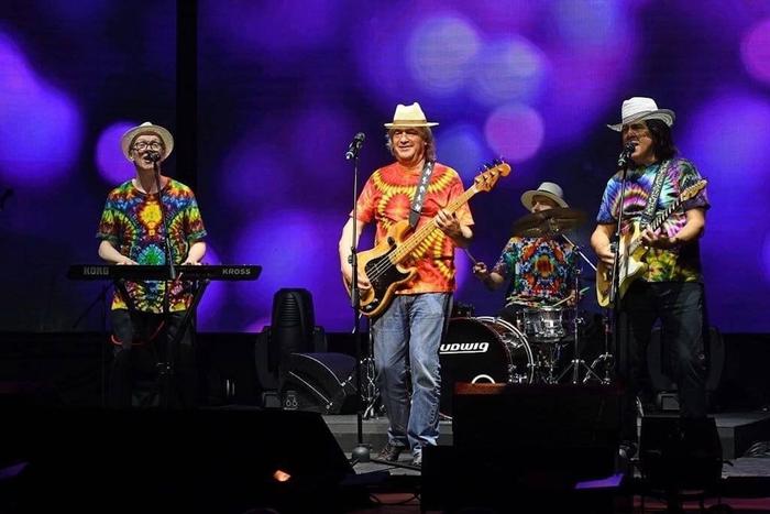 На концерт группы "Зодчие" выступит "золотой состав" с Юрием Лозой и Валерием Сюткиным