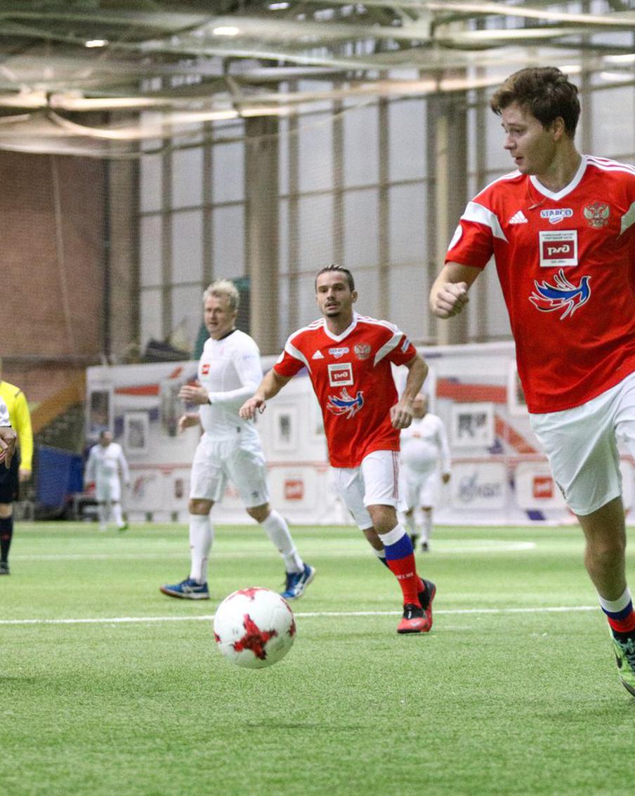 Звёзды шоу-бизнеса сыграются в футбольном матче с командой победителей Олимпийских игр разных лет