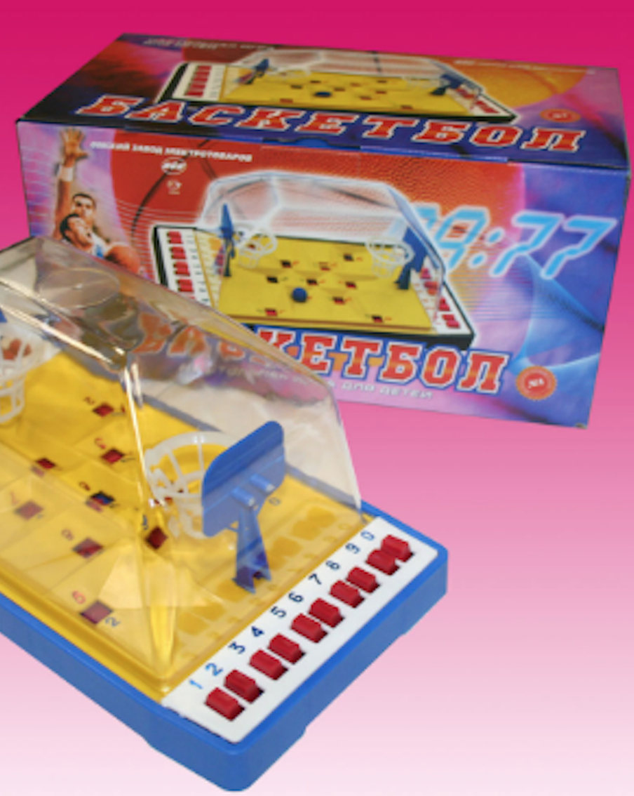 Неваляшка и солдатики. Что похожего на советские игрушки производят сегодня