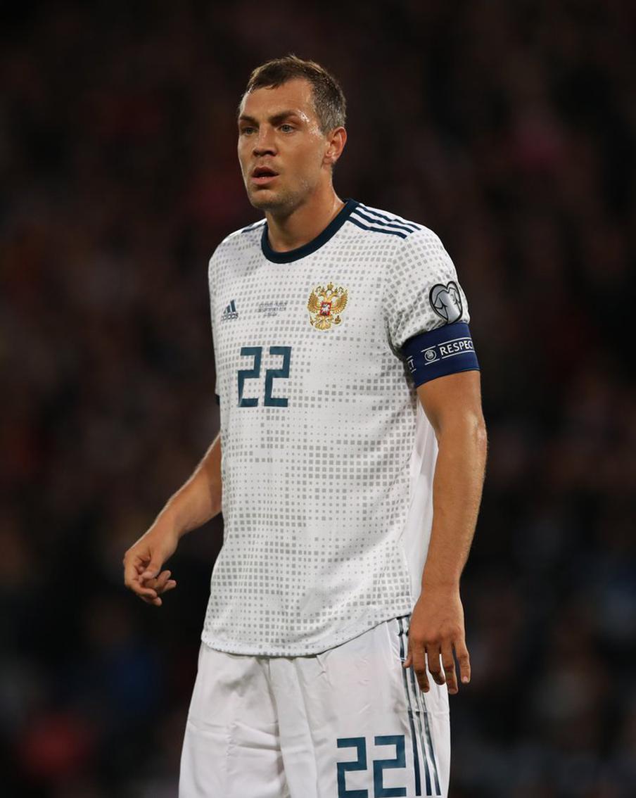 Карьера Дзюбы в Турции закончилась бесславно: Экс-капитан сборной расторг контракт с клубом