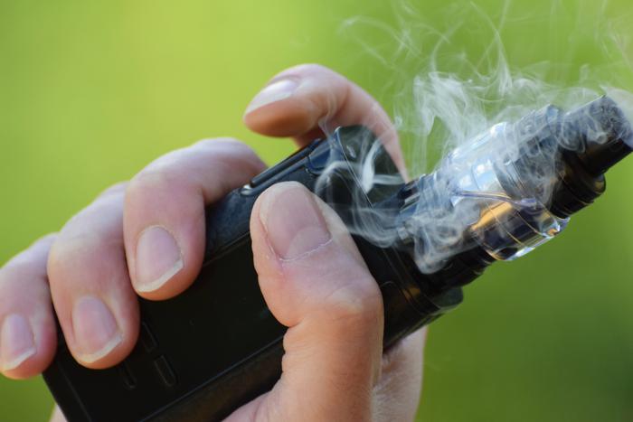 Страна драконов ввела драконовские налоговые меры на производство электронных сигарет