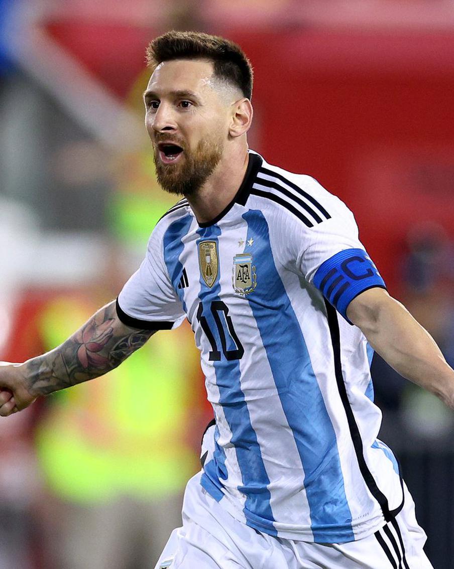 Лео Месси всё же стал чемпионом мира: правда, пока только виртуально