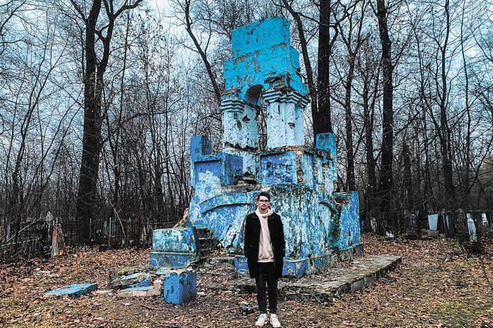 Ярославский активист опубликовал открытое письмо губернатору. Он попросил отремонтировать памятник рабочим, погибшим во время стачек