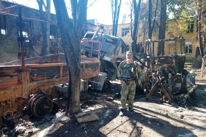 Казачий атаман рассказал Metro, как на СВО его рота обороняла важный рубеж. Бойцам два раза пришлось отражать крупное наступление