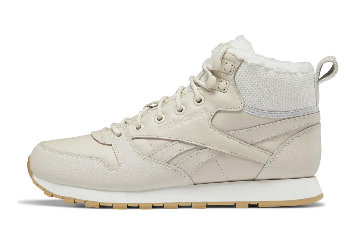 Женские кроссовки Reebok Leather Arctic Boot (12 999 руб.).