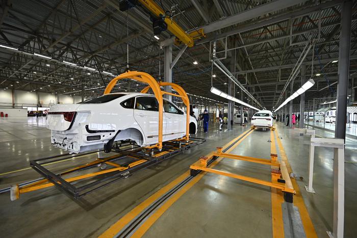 Электрический прорыв: в России начали выпускать электрокары