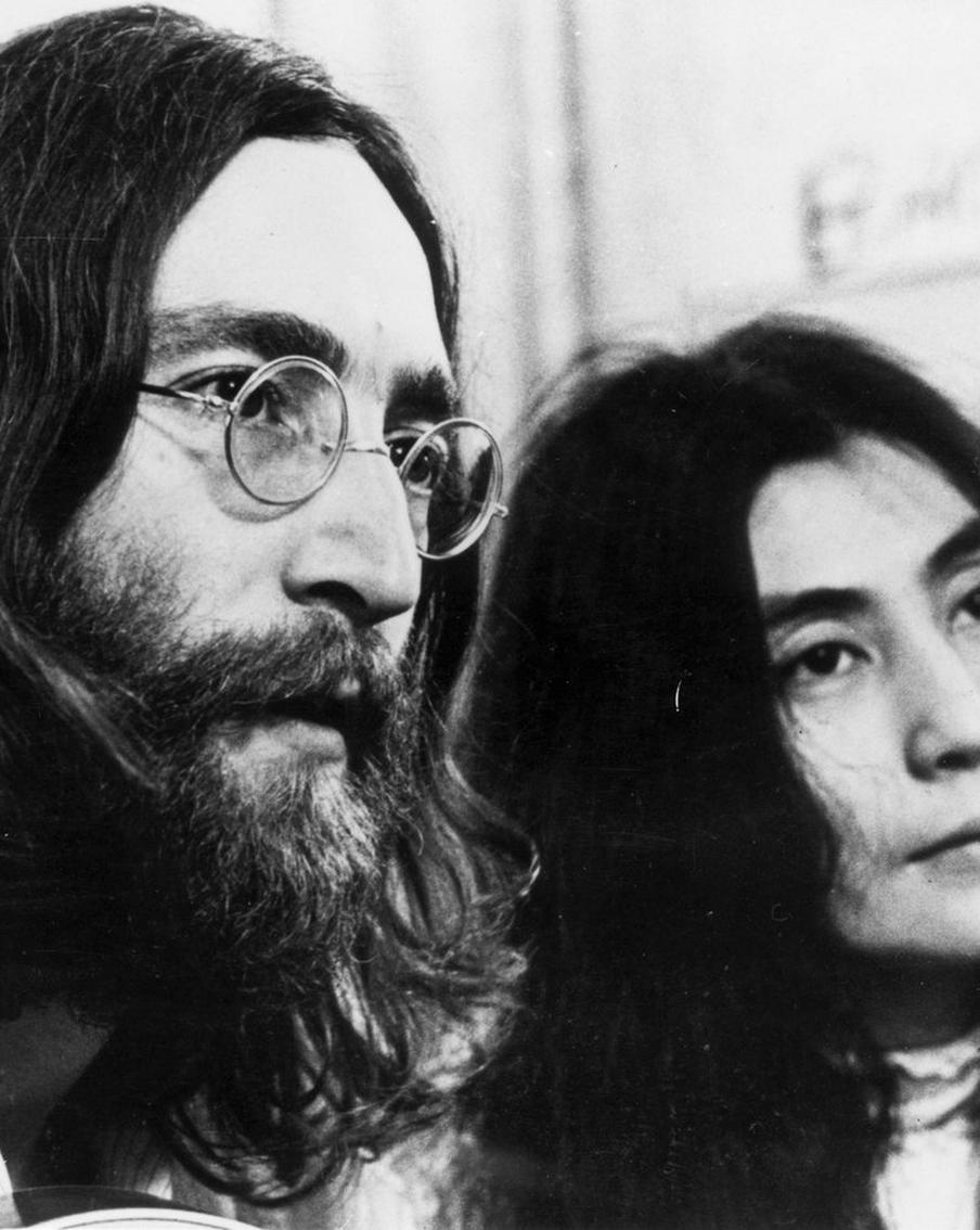 Книжные рецензии Metro: воспоминания юной узницы концлагеря и последние счастливые дни Джона Леннона