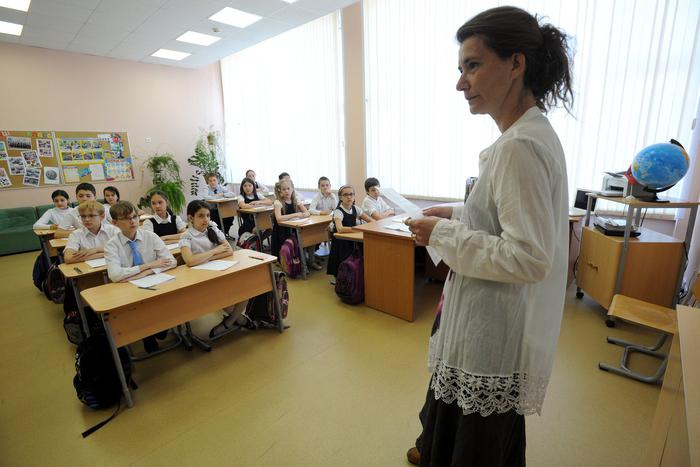 Юных москвичей научат финграмотности: в московских школах начинаются занятия по повышению знаний в области личного капитала