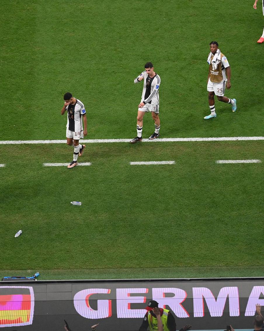 Немецкая машина так и не разогналась: что произошло за день на чемпионате мира по футболу