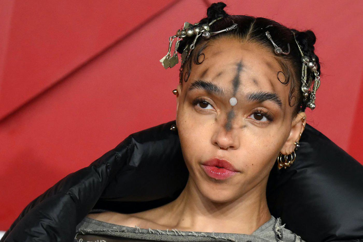 Певица FKA Twigs.