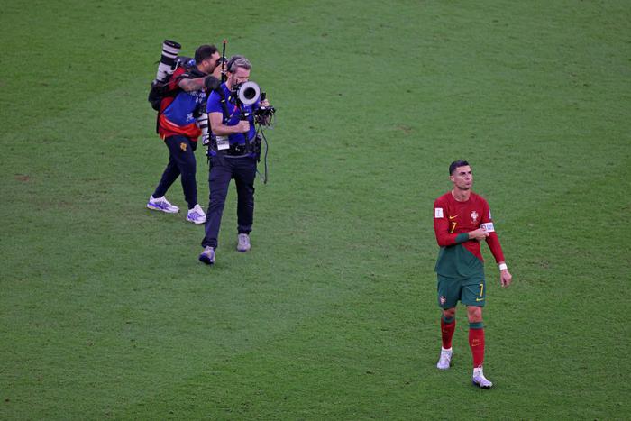 Карьера Роналду подошла к концу, Испания вылетела по делу: чем запомнился последний день первого раунда плей-офф