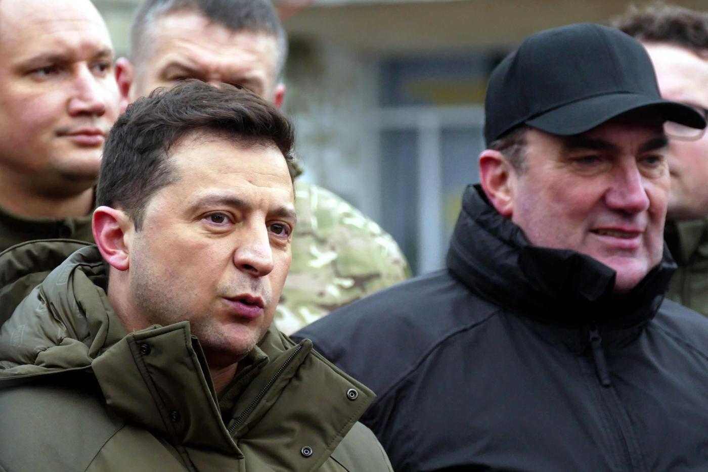 Президент Украины Владимир Зеленский озвучил возможные сроки окончания конфликта