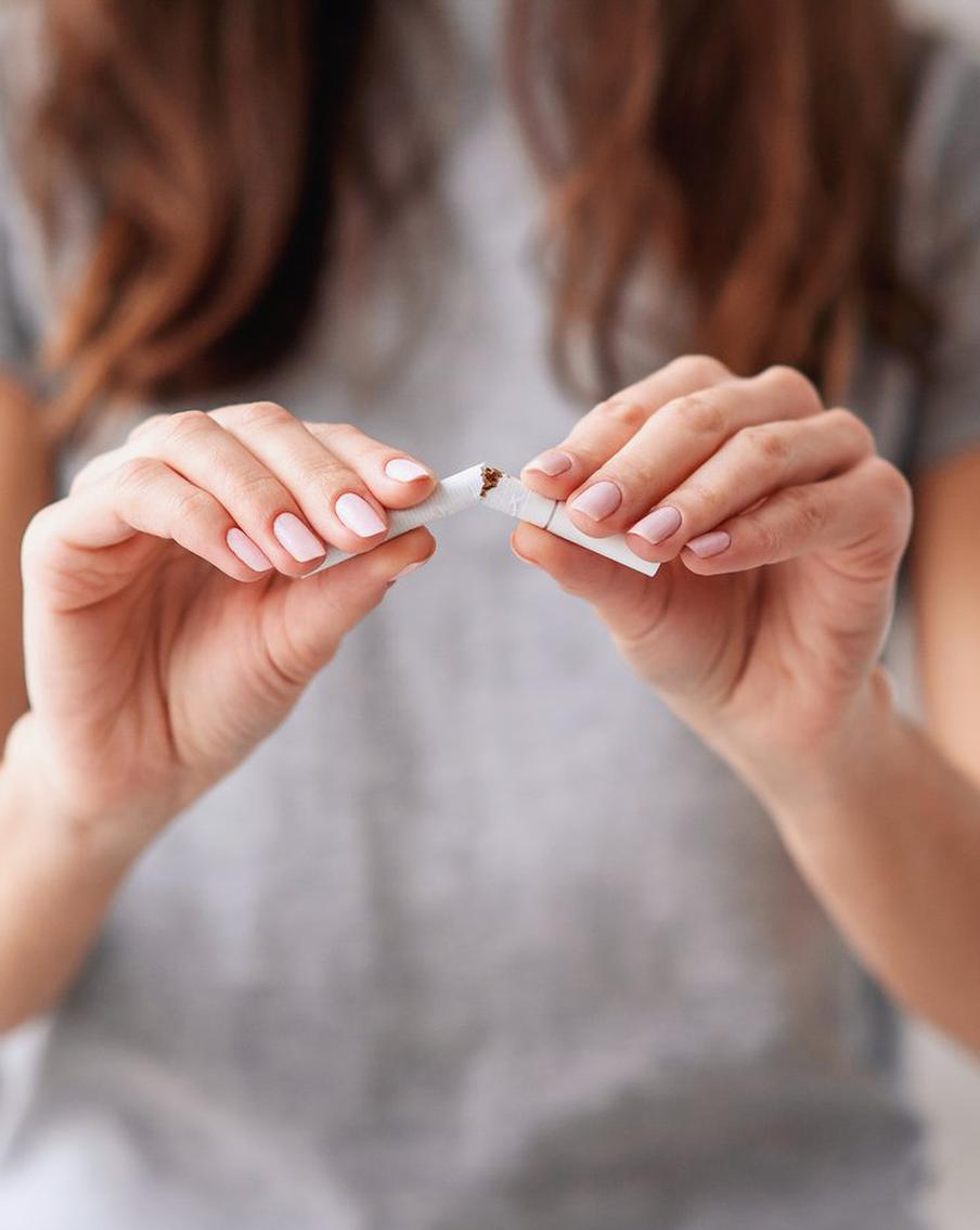 Молодёжи в России могут запретить курить табак по аналогии с Новой Зеландией