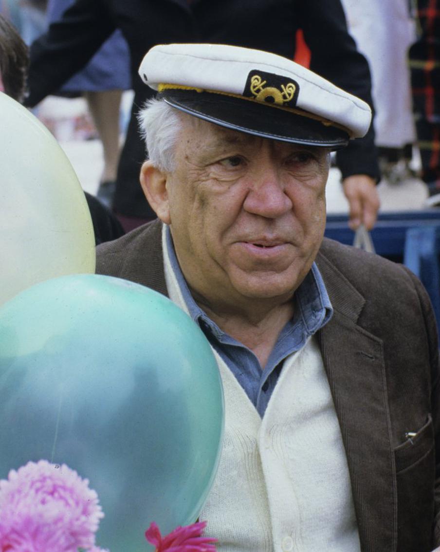 Отмечаем день рождения Юрия Никулина просмотром марафона фильмов с его участием