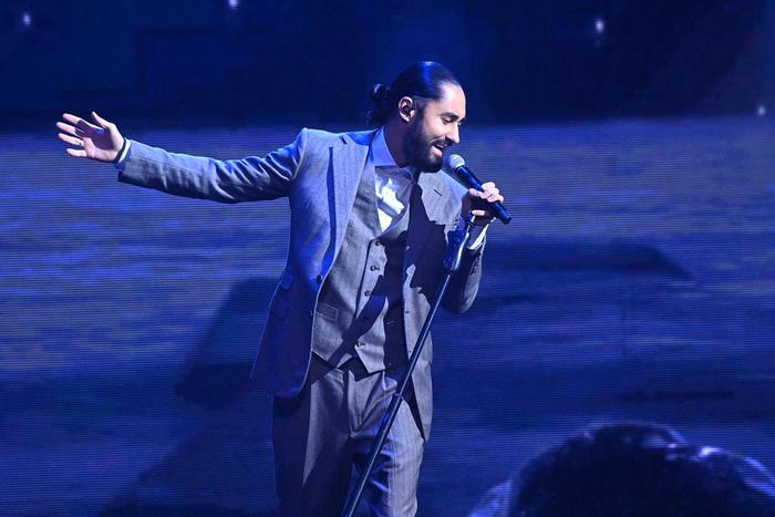 Первый канал покажет телеверсию вручения национальной музпремии "Золотой граммофон"