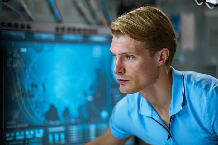 Сну – да, круассанам – нет! Актёр Кирилл Зайцев делится секретами идеальной фигуры