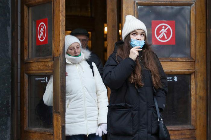 Сбросили маски, били рекорды, мобилизовались: что делали москвичи в 2022-м