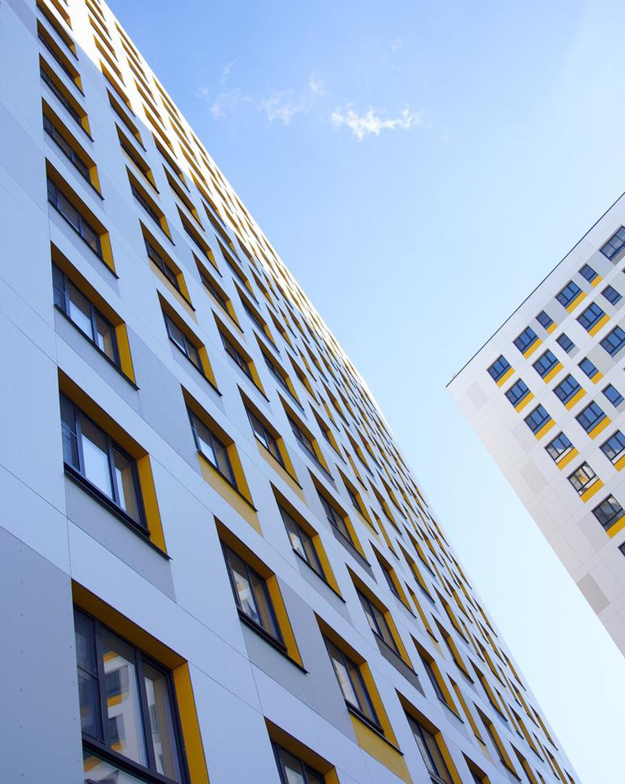 Облигации, недвижимость и доллар оказались лучшими инвестициями для россиян