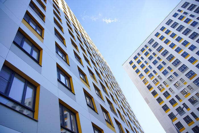 Облигации, недвижимость и доллар оказались лучшими инвестициями для россиян