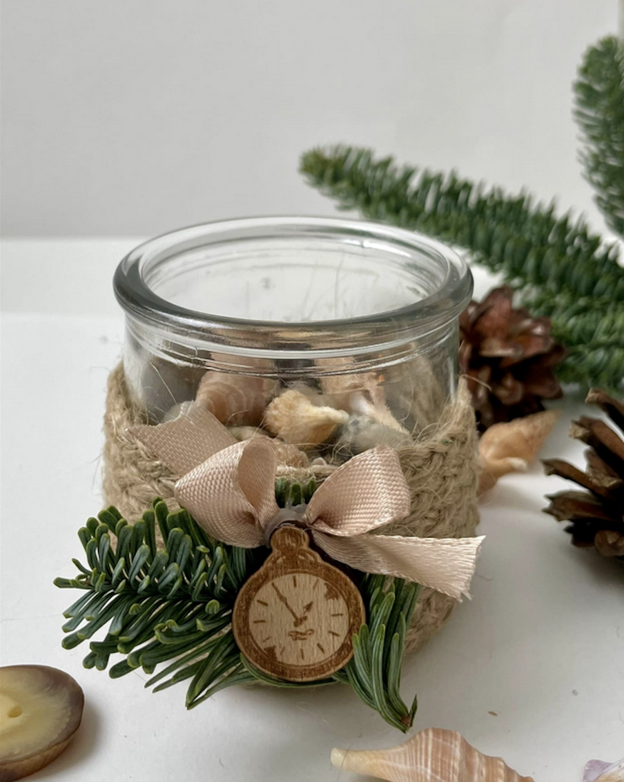 Украсить дом к Новому году собственными руками — что может быть лучше? Этот мастер-класс поможет вам создать подсвечник