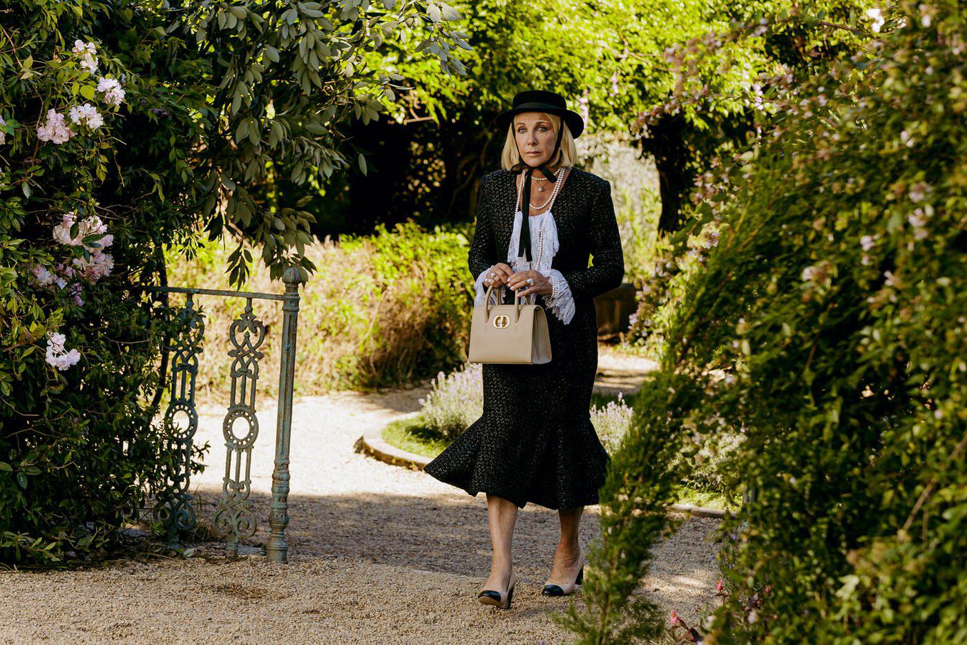 Елена Яковлева и её образы из фильма "Чебурашка".