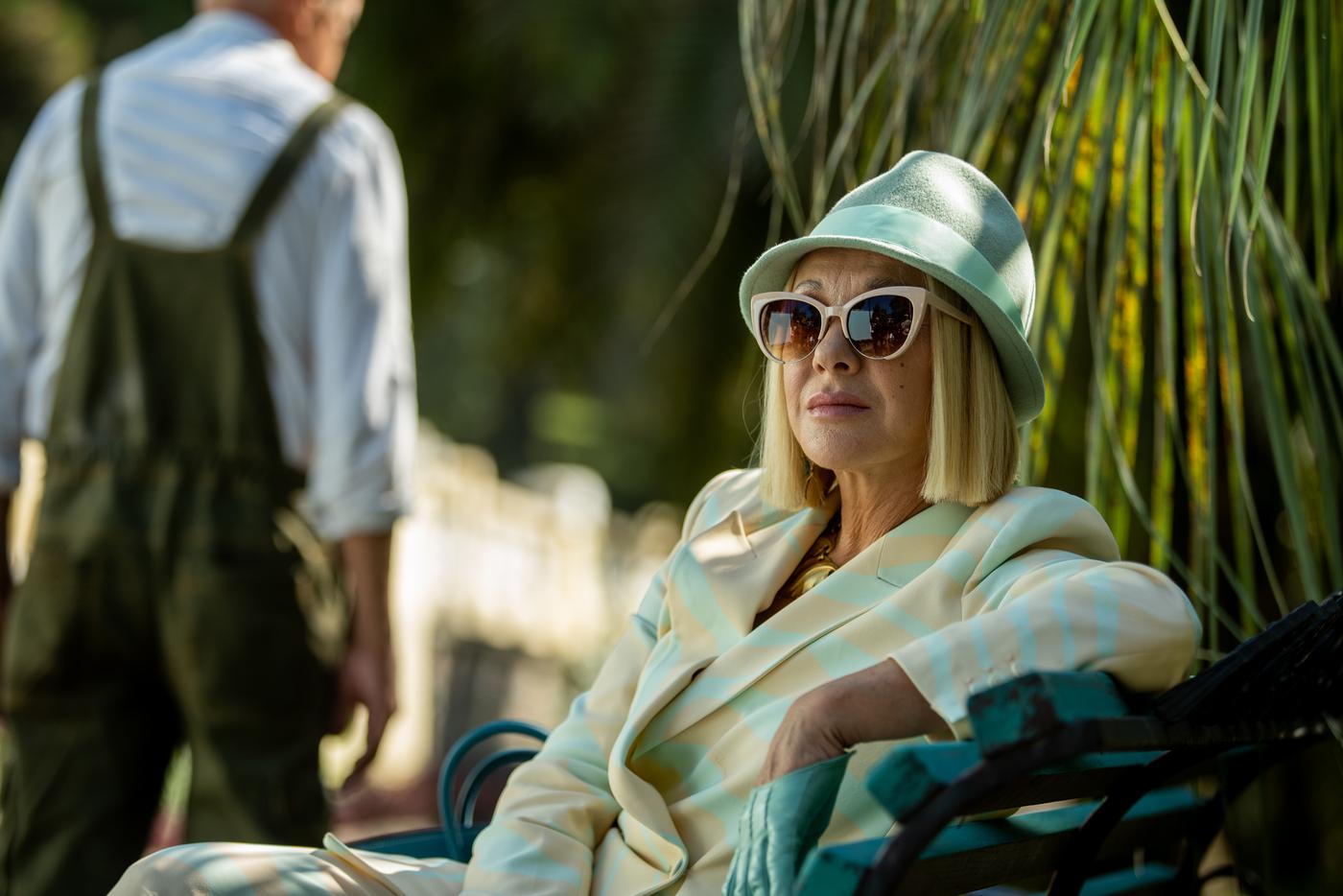 Елена Яковлева и её образы из фильма "Чебурашка".