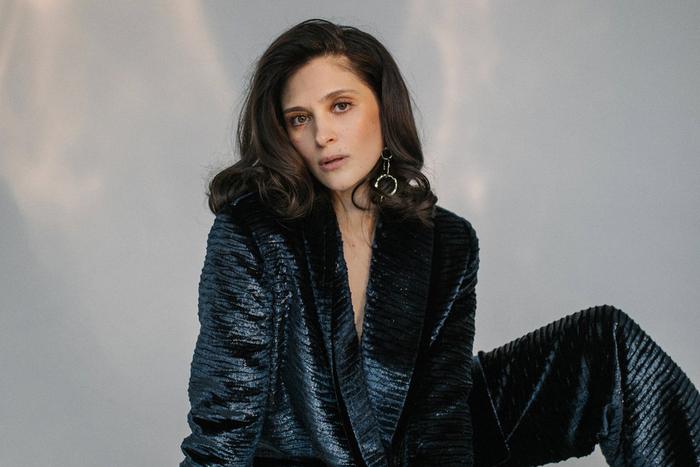 Певица Женя Любич заработала свои первые деньги благодаря группе Brand New Heavies