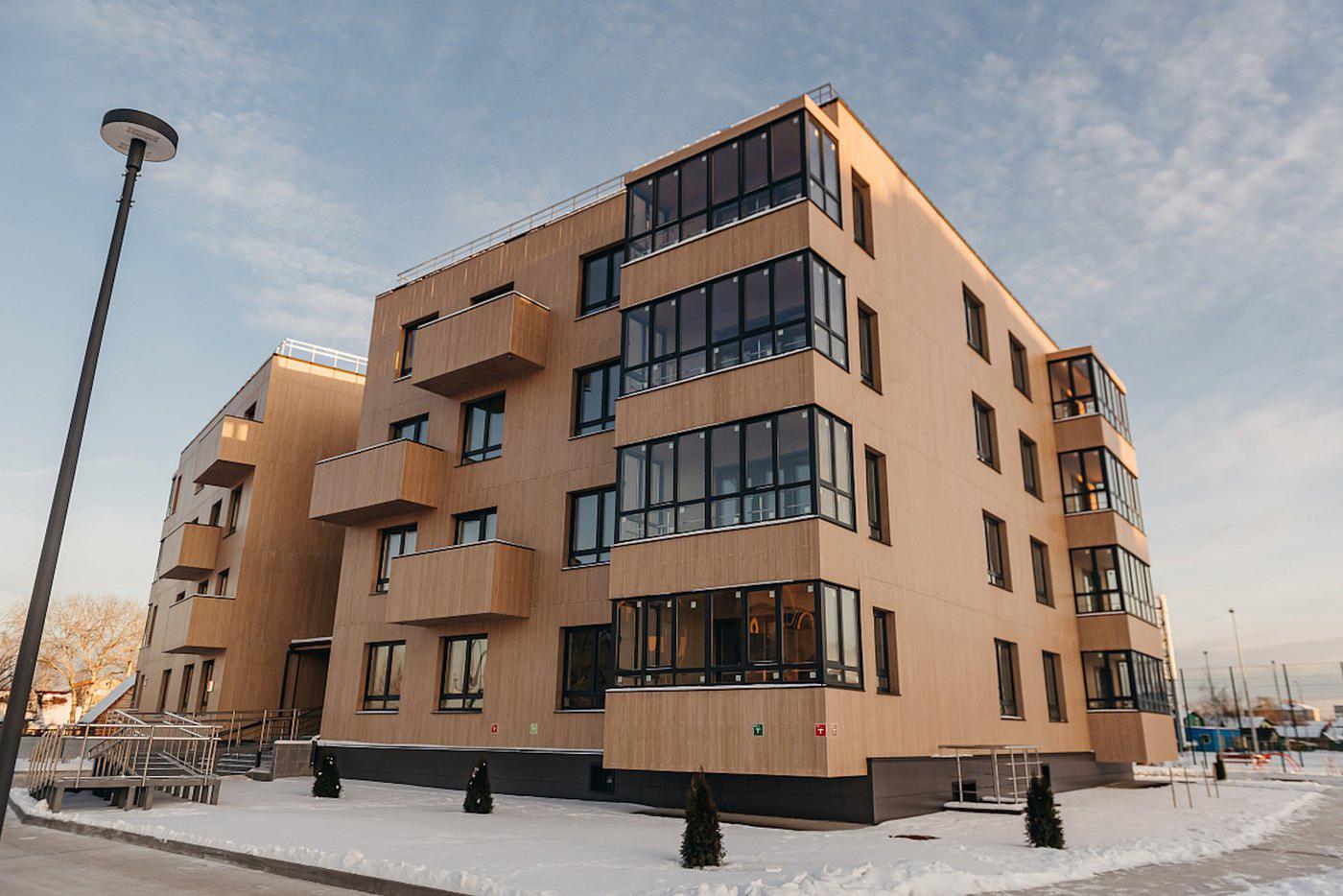 Деревянные дома экологичнее.