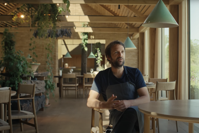 Элитный европейский ресторан закроется из-за переработок сотрудников: Metro выясняет, что влияет на образование сверхурочных часов и к чему это приводит