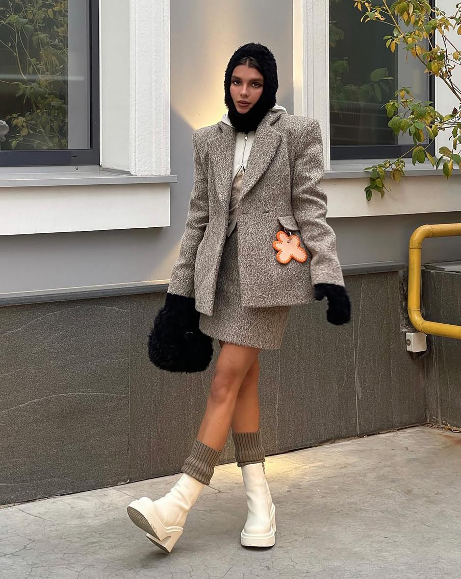 В многослойном образе важна продуманность каждой детали.