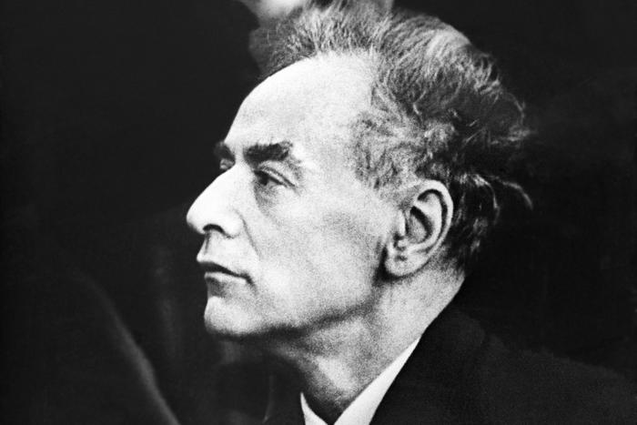 Советский физик Лев Ландау штрафовал свою жену за ревность. А брак он считал союзом, не имеющим прямого отношения к любви