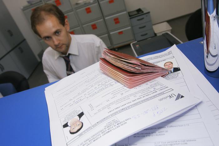 Не даёте титул, дайте паспорт: грузины настаивают на принадлежности к королевской семье