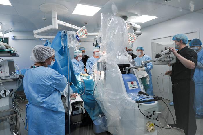 Кадровый центр для медиков запустил более 40 программ дополнительного профобразования, позволяющего врачам совершенствовать навыки