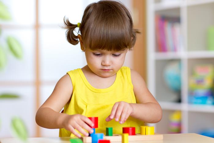 Если маленький ребёнок не начинает говорить. Причины могут быть разными, но есть способы, которые помогут преодолеть безречье