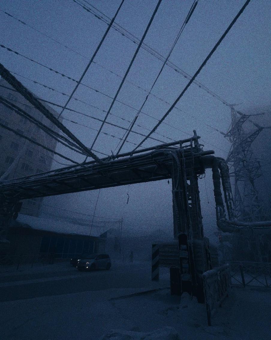 "Это же ледниковый период!": видео с замёрзшим насквозь Якутском стало сенсацией в Интернете