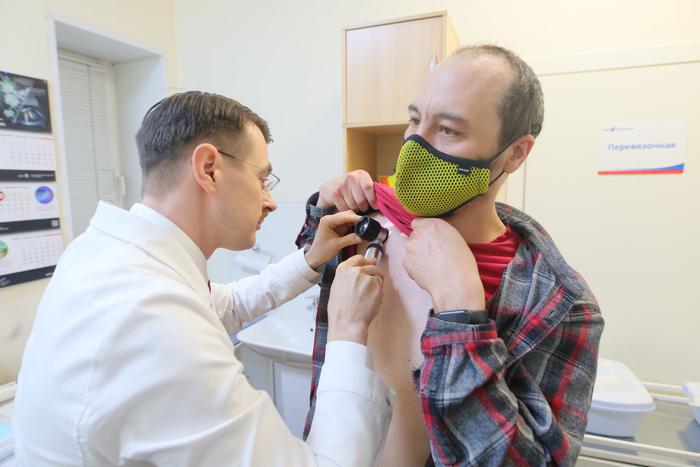 В медпунктах на Киевском, Павелецком  и Казанском вокзалах горожанам устроили консультацию врачи-онкологи