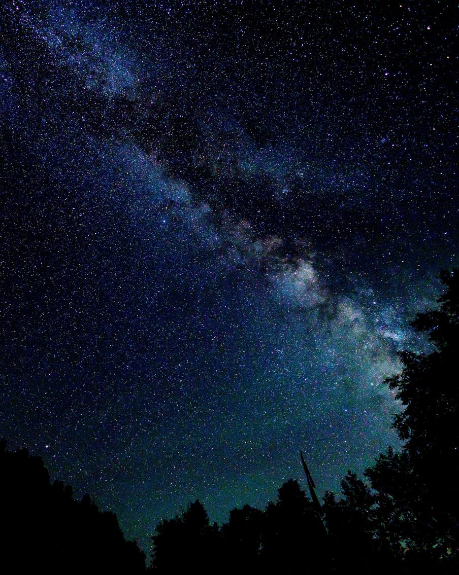 Горячий февраль: какие знаки зодиака заработают, а у кого будут сложности в карьере