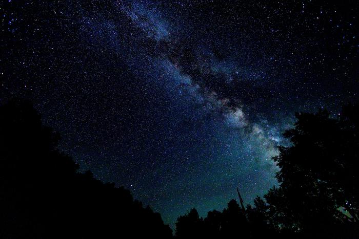 Горячий февраль: какие знаки зодиака заработают, а у кого будут сложности в карьере