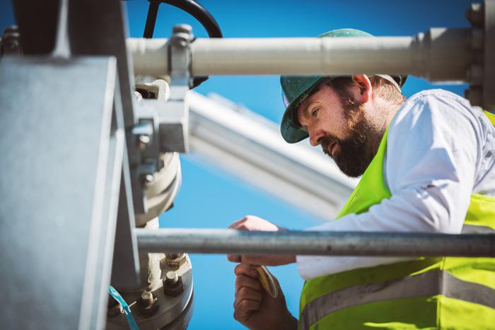 Ударят атомом и алмазами: ЕС хочет ввести новые санкции против России