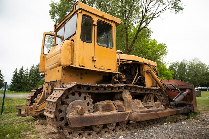 Немец восстановил советский трактор