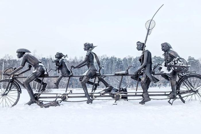 "Я отношусь к металлу как к бронзе — с таким же уважением", — скульптор рассказал Metro, как увидеть образ в простой железке