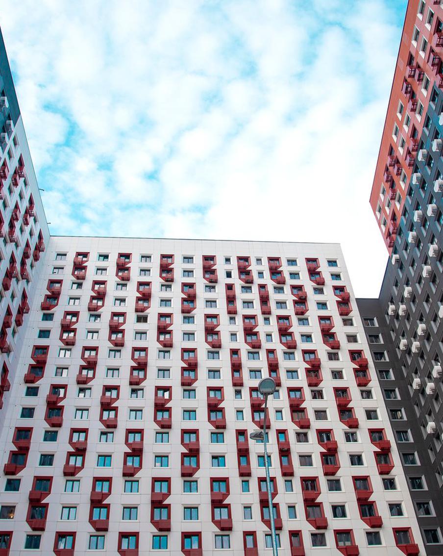 Как ведут себя цены на недвижимость в России и что ожидать от них дальше