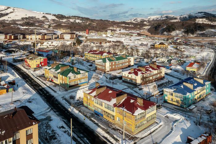 Японцы вышли на митинг, требуя от правительства "отбить" у России Курильские острова