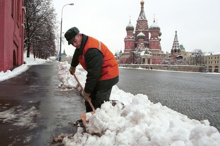 Москвичам угрожают погодные аномалии: жёлтый уровень &nbsp;опасности будет действовать до вечера субботы